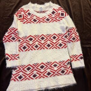 Monroe & Main Red and White Geometric Sweater